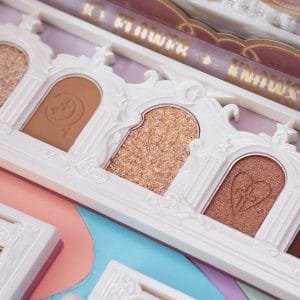 Unicorn Princess Shimmering Glitter EyeShadow Makeup
